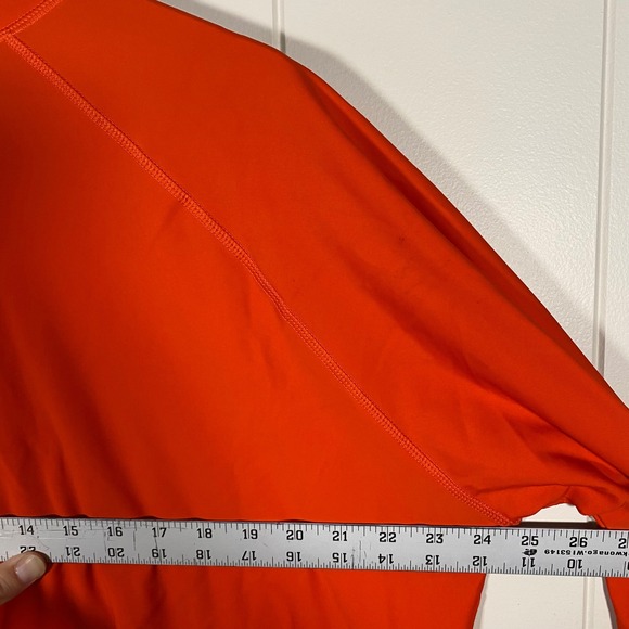 NWT SwimZip Women's Long Sleeve Rash Guard with Pockets & UPF 50+ Sun Protection - Picture 15 of 16